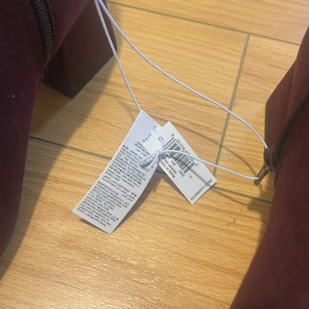 Faux Suede Square Toe Boot Size 7 - Picture 2 of 7